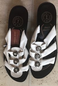 Flip flops new size 7