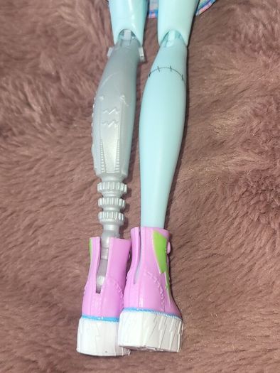 Mattel Monster High Generation 3 Frankie Stein Doll.