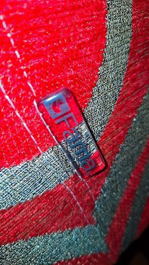 Modern Retro style Fama seat