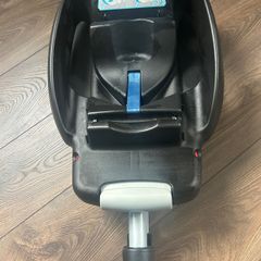 Maxi Cosy CabrioFix i-Size base