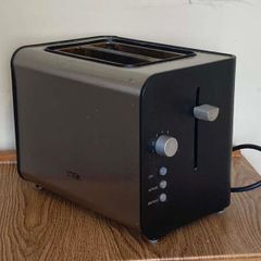 Logik 2-Slice Toaster | Tested, Clean & Working Perfectly