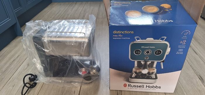 Espresso Machine Russell hobbs Ocean Blue