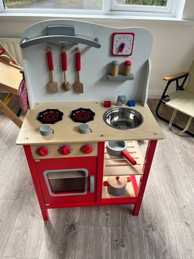 New Classic Toys play kitchen
