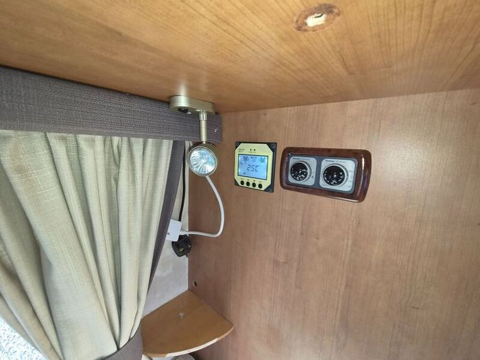 Camper