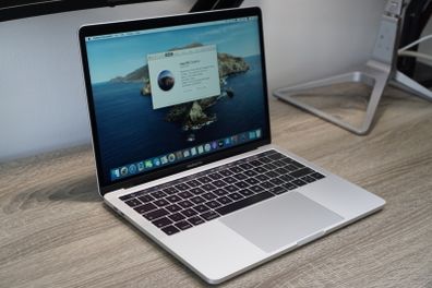 Apple MacBook Pro 13" (2019) | i5 2.4GHz | 16GB RAM | 4x Thunderbolt