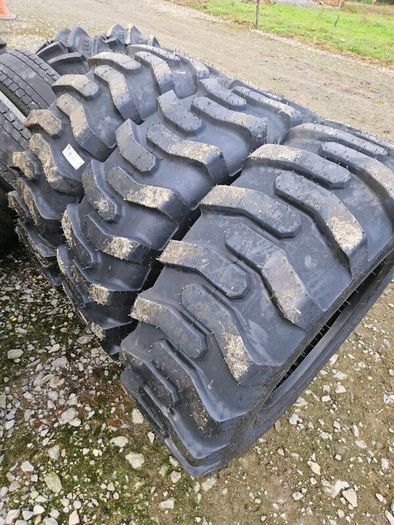 Agri tyres bkt/puncture repairs