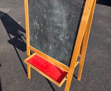 Kids easel