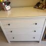 White 3-drawer dresser Image 5