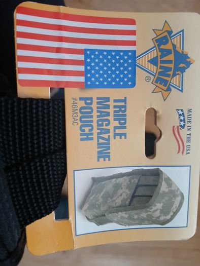 Airsoft  RAINE  tripple  3x mag pouches  holds 3x in 1