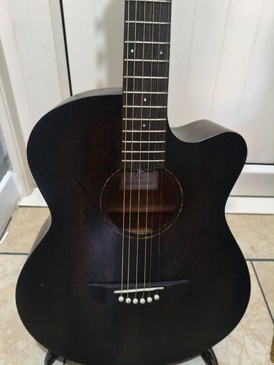 Harley benton delta blues mjce with pick up