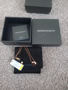 Ladies necklace