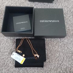 Ladies necklace
