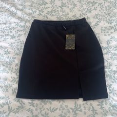 BNWT Black Skirt size 10