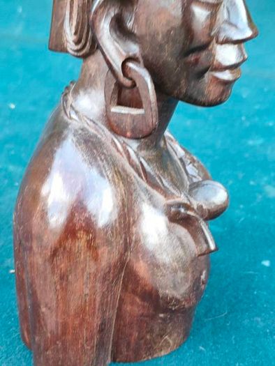 African male Tribal bust