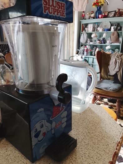 slush puppie only used wonce, in solid Condition