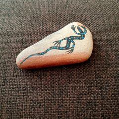 Hand-Painted Gecko Stone