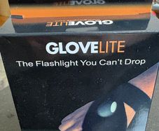 Glovelite -glove with flashlight