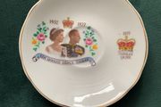 Queen Elizabeth silver jubilee saucer