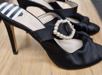 New Lulu Guinness shoes size 4. Postage included.