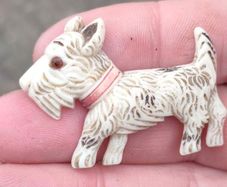 Art Deco Scottie Bakerlite Brooch