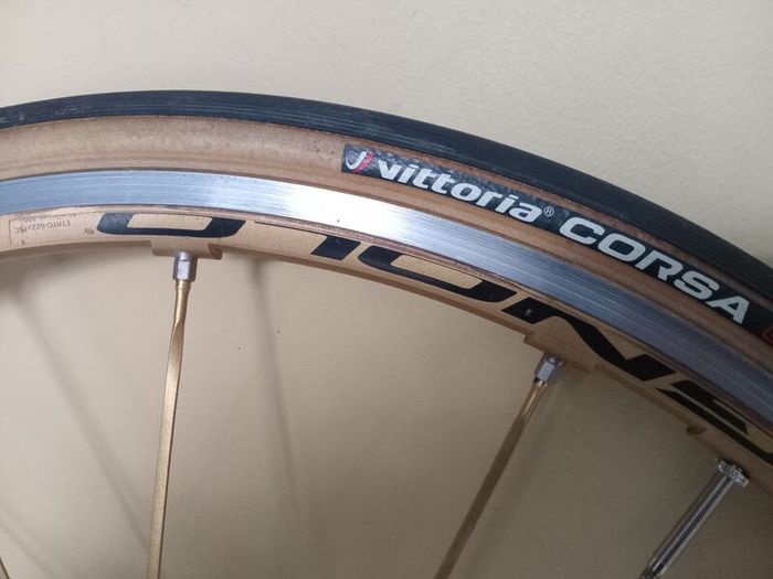 Gold Shamal Ultra Front Wheel Mint Clincher
