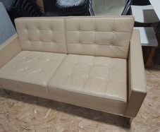 Authentic Florence Knoll Relax 2-Seater Leather Sofas