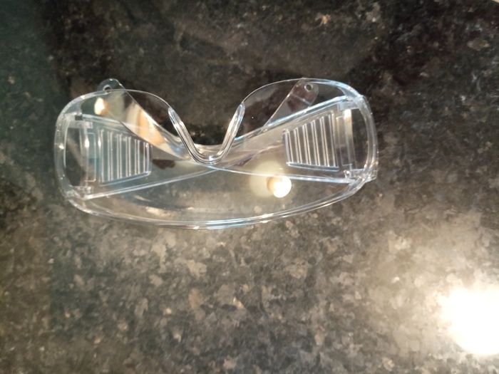 Safety Glasses 20 euro for 25 pairs of Glasses