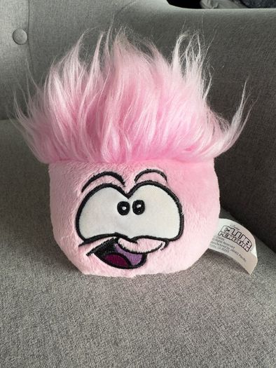 Club Penguin pink puffle