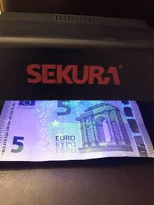 Money Detector