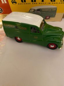 Vanguards Austin A40 van Bulmers