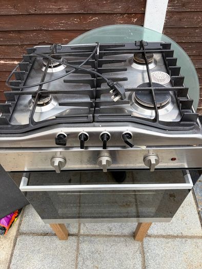 gas hob & oven
