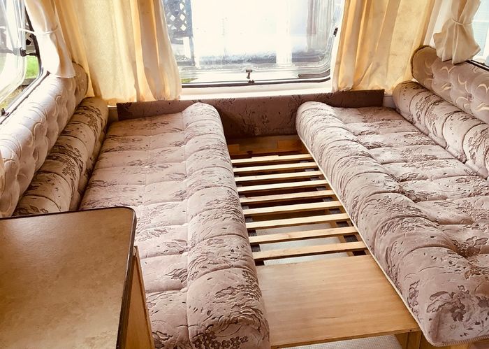 Lightweight touring caravan ... excellent condition