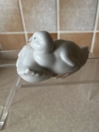 Donegal China Dog & Neo Porcelain Ducklings