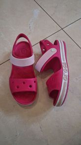 crocs sandals