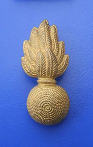 ROYAL ENGINEERS (British Army) - officer's collar badge (WW2 period or later). PRICE REDUCED.