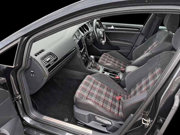 Volkswagen Golf GTI Performance