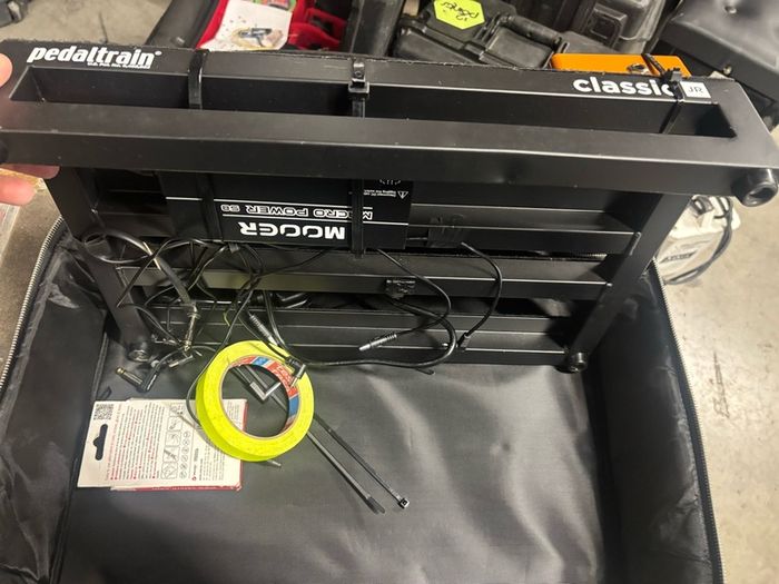 Pedaltrain pedalboard