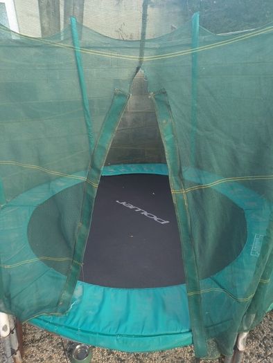 Trampoline