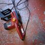 chain saw Image 4