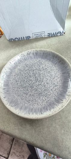 3 DIFFERENT PLATES - 1- Biscuit plateVintage Royal Grafton 1950s English Bone China Cake Plate 22.00 euro. 2- Biscuit plate Vintage 1960s, Colclough Linden Pattern Bone China .15.00 euro.3- Denby Halo Speckle Gray Coupe Dinner Plate 15.00 euro.