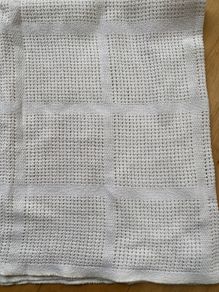 Mamas and Papas cotbed cellular blanket cream