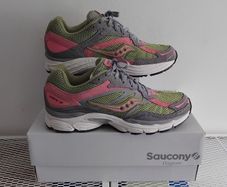 saucony omni