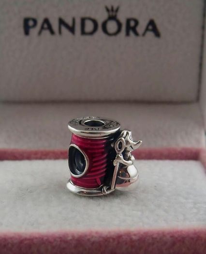 Pandora Disney Cinderella Suzy Mouse Needle and Thread Charm New