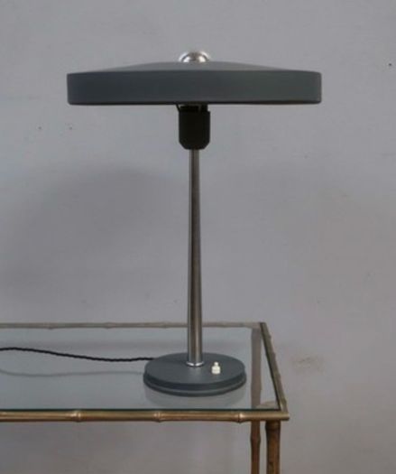 Got Retro Vintage or Midcentury we want it!