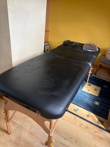 Foldable Message/Reiki table