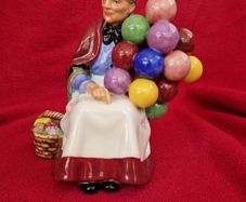 Rare 1999 Royal Doulton The Old Balloon Seller