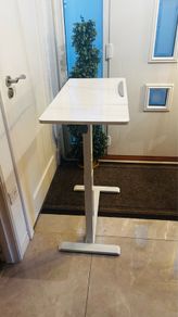 Computer desk