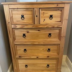Chest of drawers