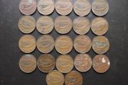 22 Irish half pennies (1940-1967)