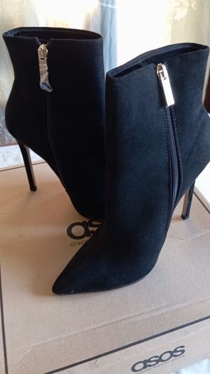 Ladies Boots